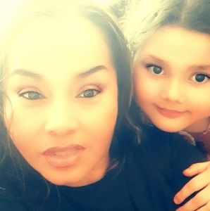 Meet your Posher, Romina